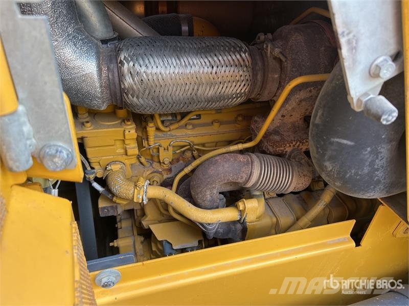 John Deere 750K 履帶推土機