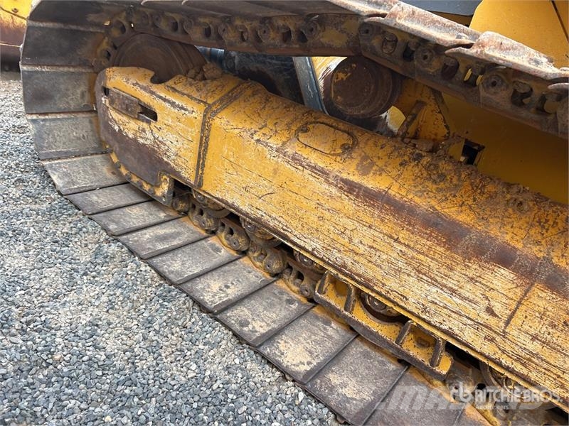 John Deere 750K 履帶推土機