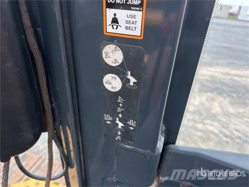 John Deere 750K 履帶推土機