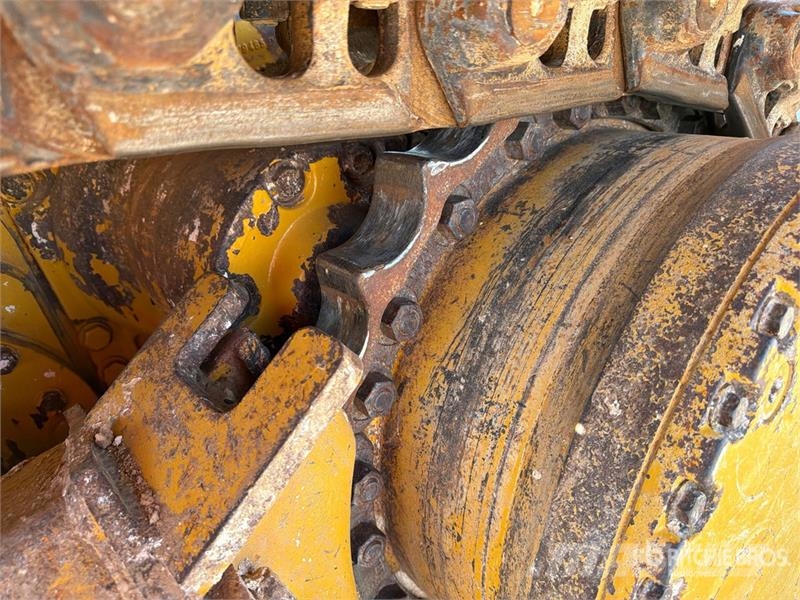 John Deere 750L Crawler Dozer lánctalpas dózerek
