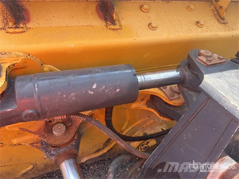 John Deere 750L Crawler Dozer Bulldozer