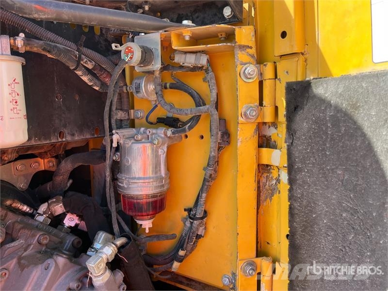 John Deere 75G Bageri guseničari