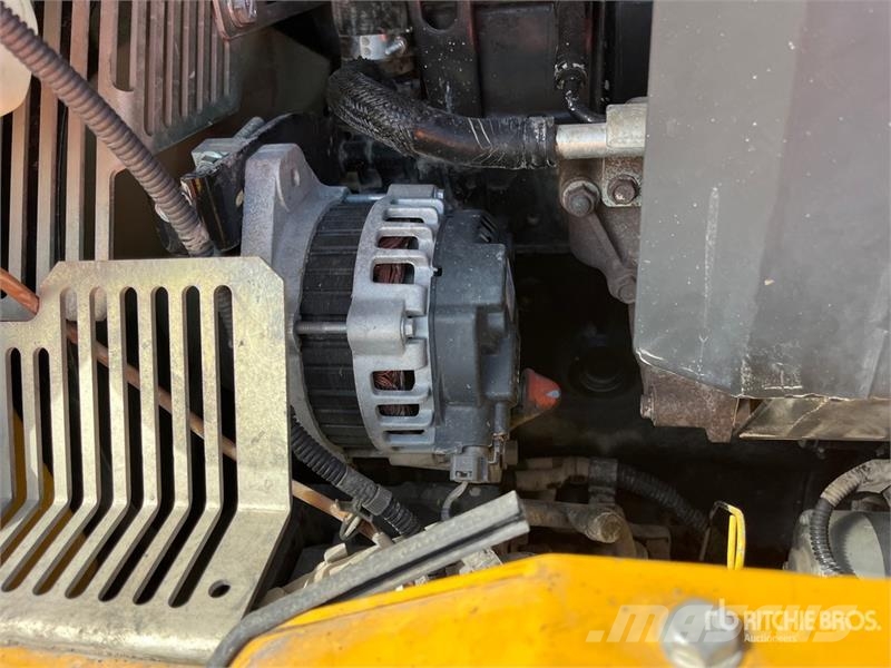 John Deere 75G Bageri guseničari