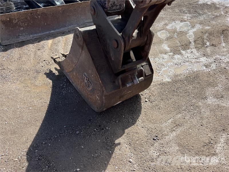 John Deere 75G Bageri guseničari