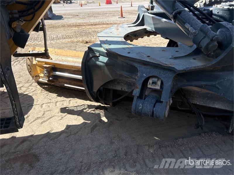 John Deere 772G AWD Motor Grader Graders