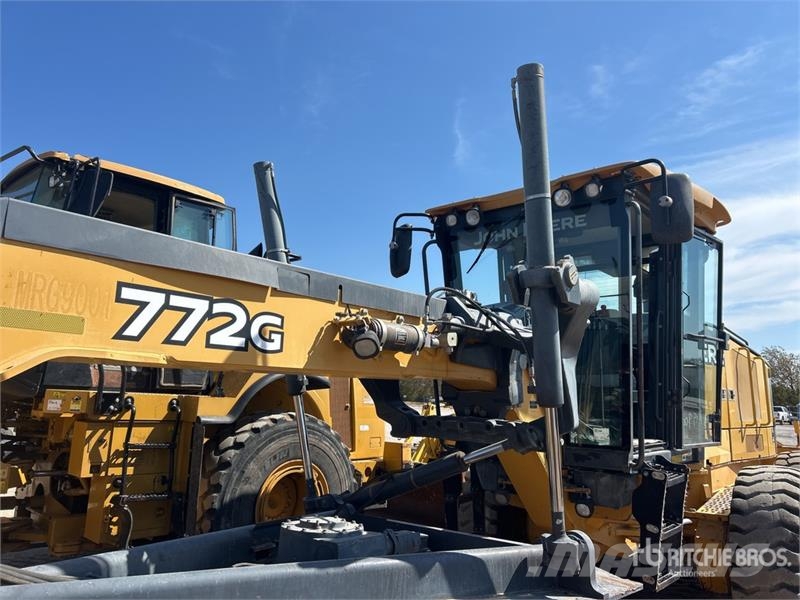John Deere 772G AWD Motor Grader Graders