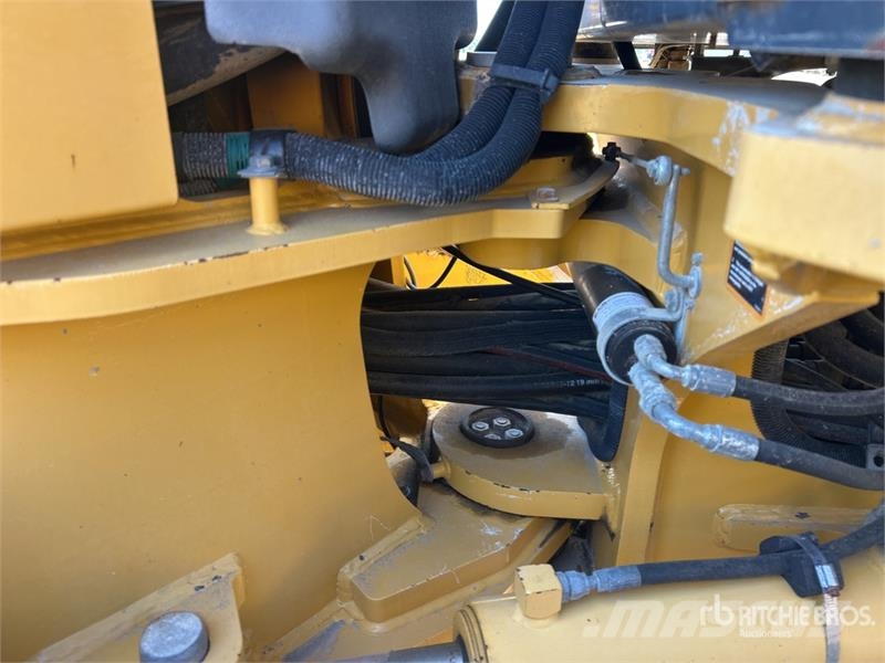 John Deere 772G AWD Motor Grader Graders