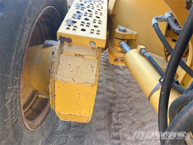 John Deere 772G AWD Motor Grader Graders