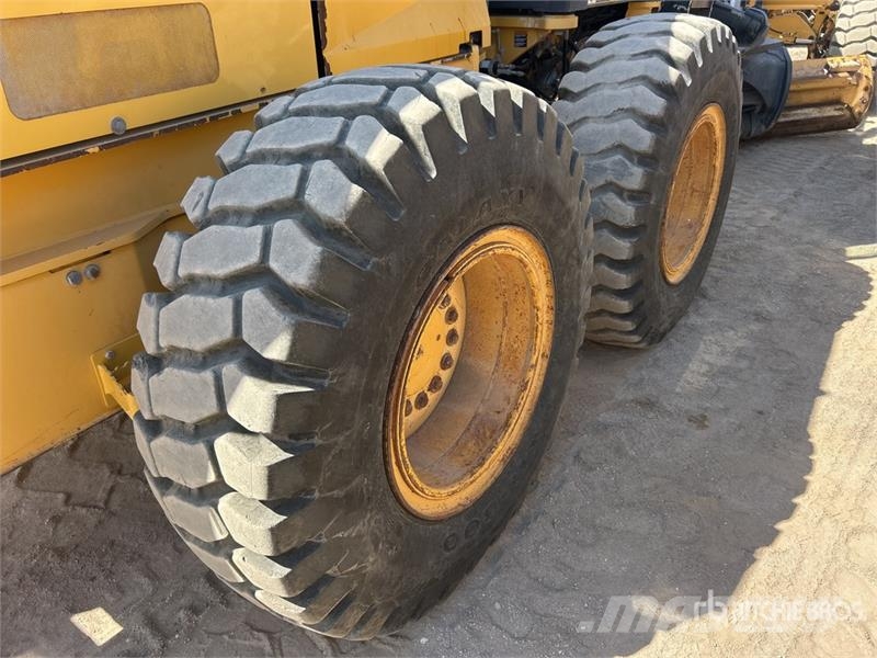 John Deere 772G AWD Motor Grader Graders