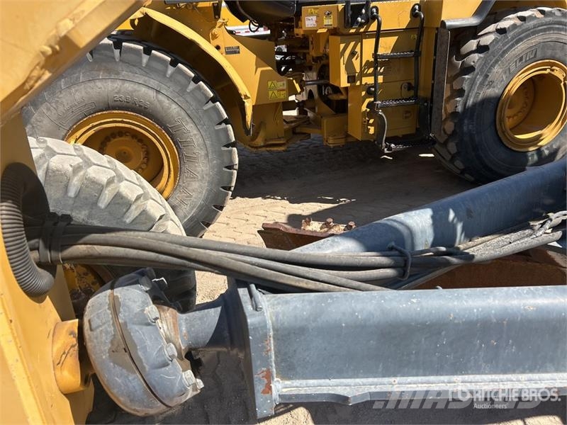 John Deere 772G AWD Motor Grader Graders