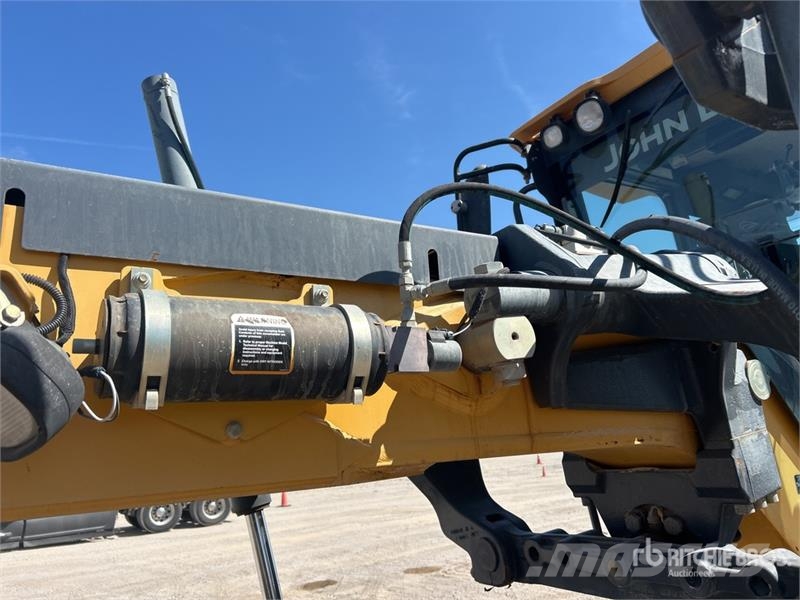John Deere 772G AWD Motor Grader Graders