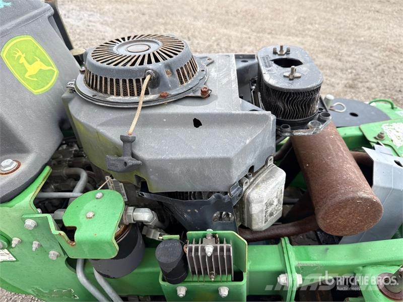 John Deere 7H17 Walk-Behind Lawn Mower Riding mowers