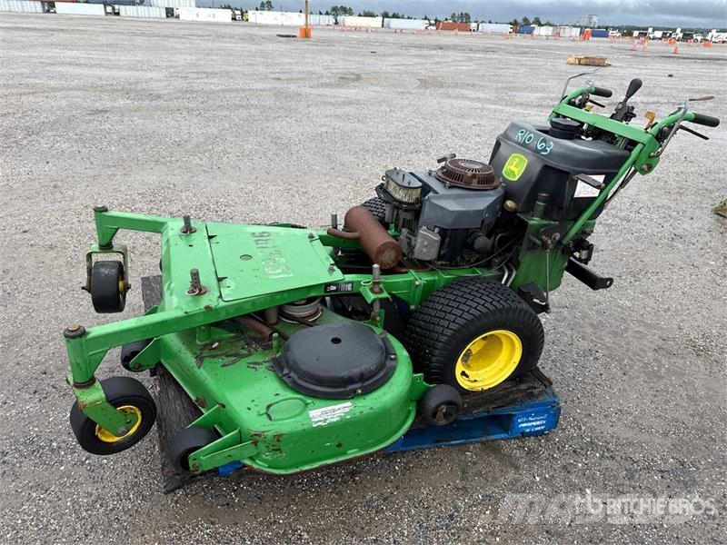 John Deere 7H17 Walk-Behind Lawn Mower Riding mowers
