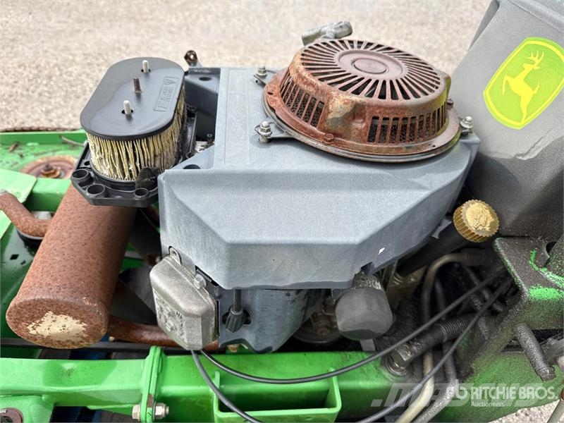 John Deere 7H17 Walk-Behind Lawn Mower Riding mowers