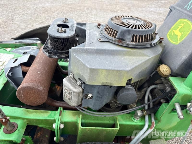 John Deere 7H17 Walk-Behind Lawn Mower Riding mowers