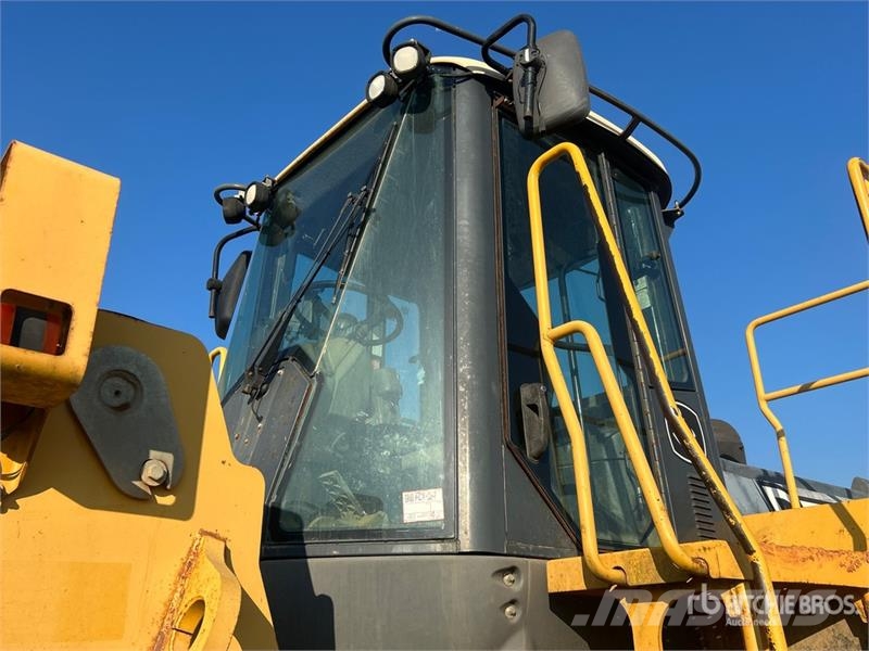 John Deere 844K Radlader