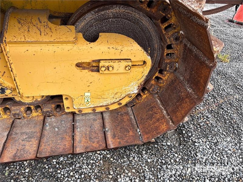 John Deere 850K LGP Pipelayer w/ Midwestern M572 CXL Conversi Pipelayer dozers