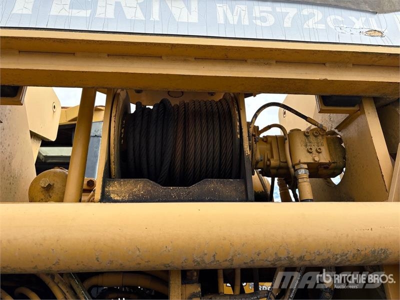 John Deere 850K LGP Pipelayer w/ Midwestern M572 CXL Conversi Pipelayer dozers