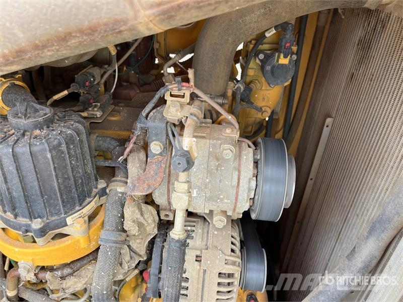 John Deere 850L Crawler Dozer Гусеничні бульдозери