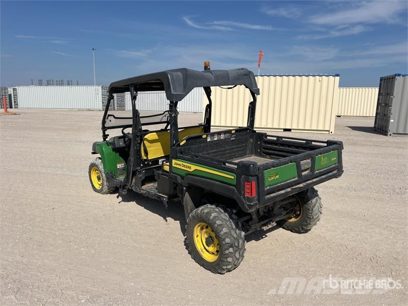 John Deere 855M 4x4 Utility Vehicle Maquinaria para servicios públicos