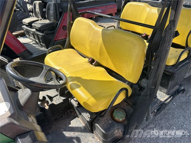 John Deere 855M 4x4 Utility Vehicle Maquinaria para servicios públicos