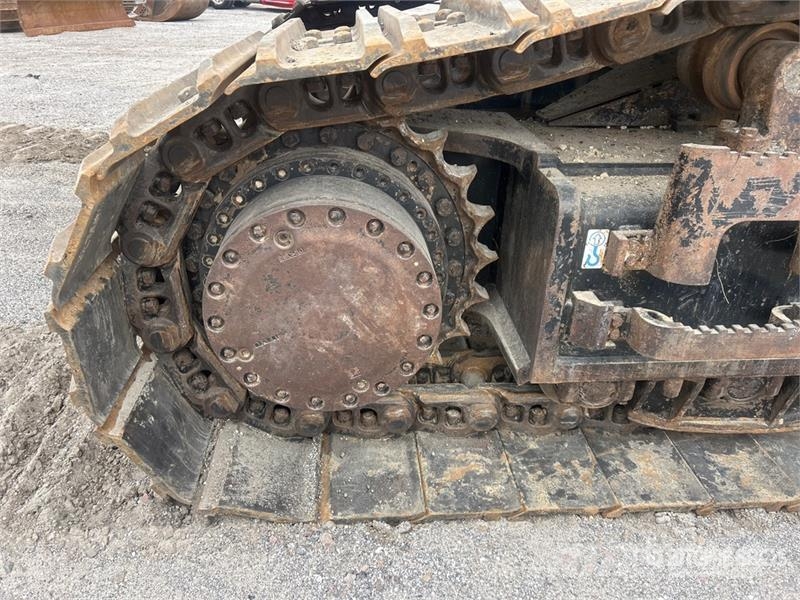 John Deere 870G LC Tracked Excavator Гусеничні екскаватори