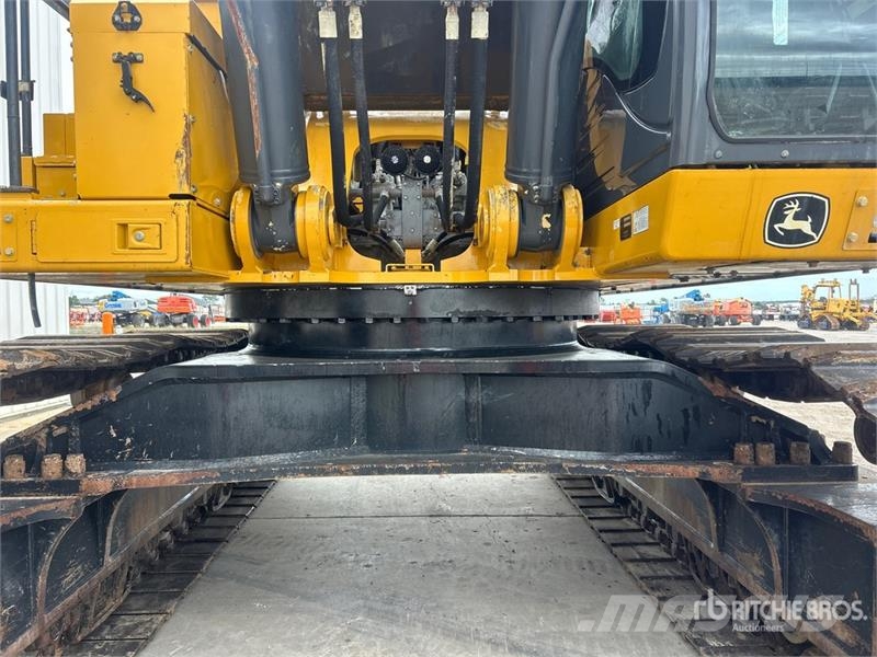 John Deere 870G LC Tracked Excavator Гусеничні екскаватори