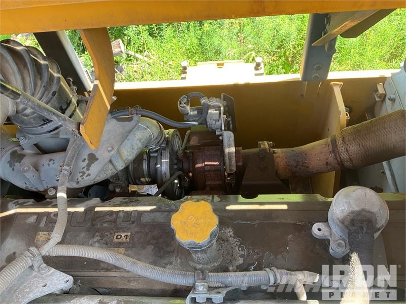 John Deere 870GLC Lawn Mower Crawler excavators