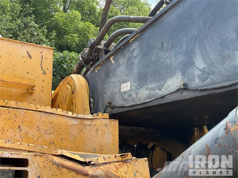 John Deere 870GLC Lawn Mower Crawler excavators