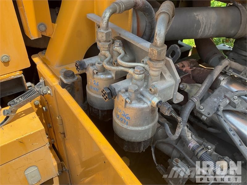John Deere 870GLC Lawn Mower Crawler excavators