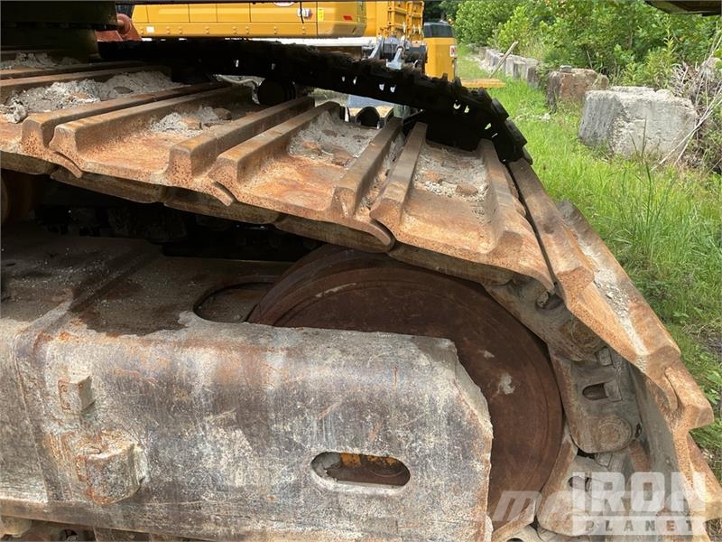 John Deere 870GLC Lawn Mower Crawler excavators