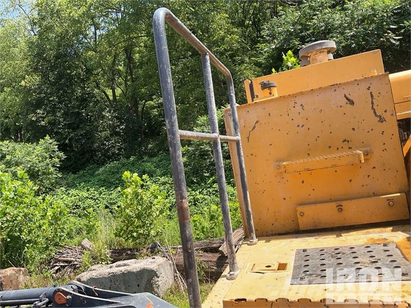 John Deere 870GLC Lawn Mower Crawler excavators