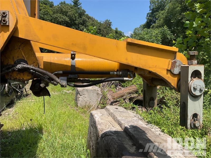 John Deere 870GLC Lawn Mower Crawler excavators