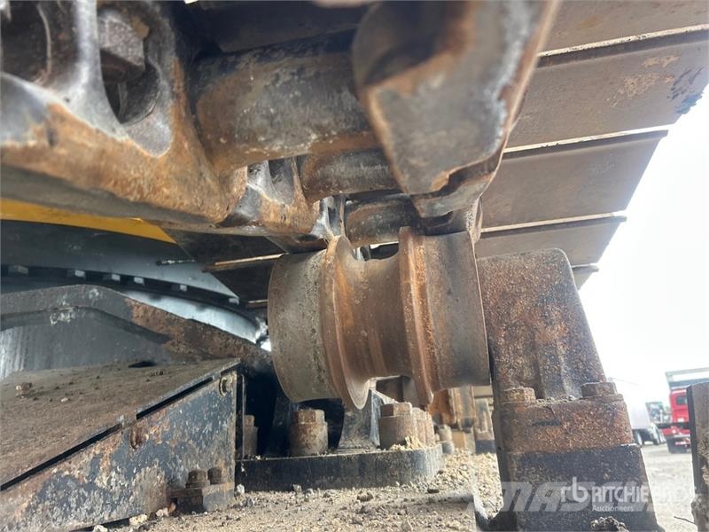 John Deere 870GLC Tracked Excavator Excavatoare pe șenile