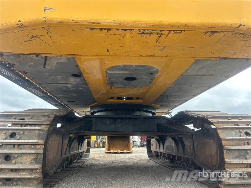 John Deere 870GLC Tracked Excavator Excavatoare pe șenile