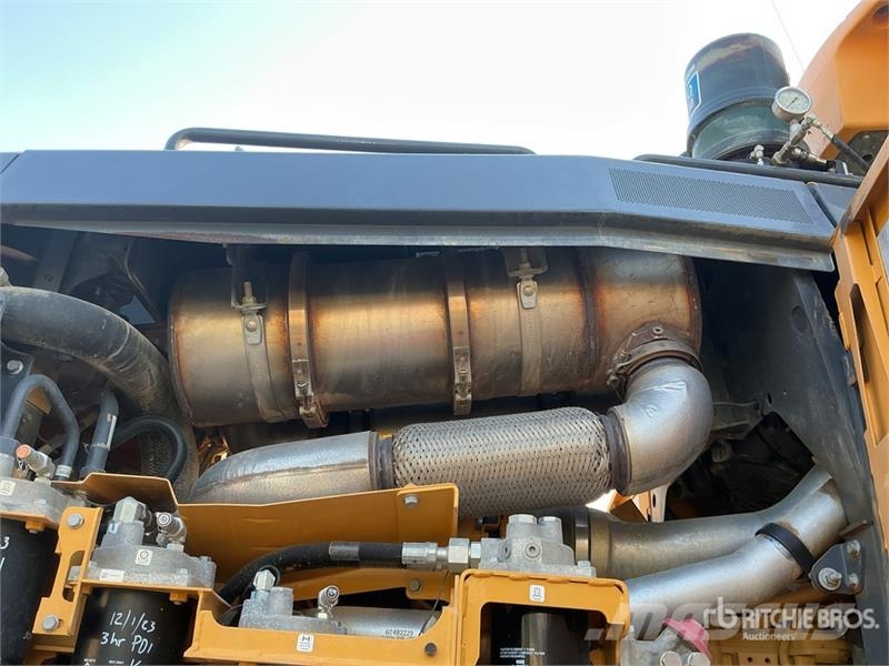John Deere 872G معدات تمهيد الطرق
