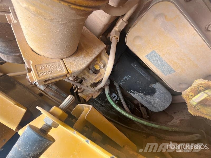 John Deere 904 P-Tier Wheel loaders