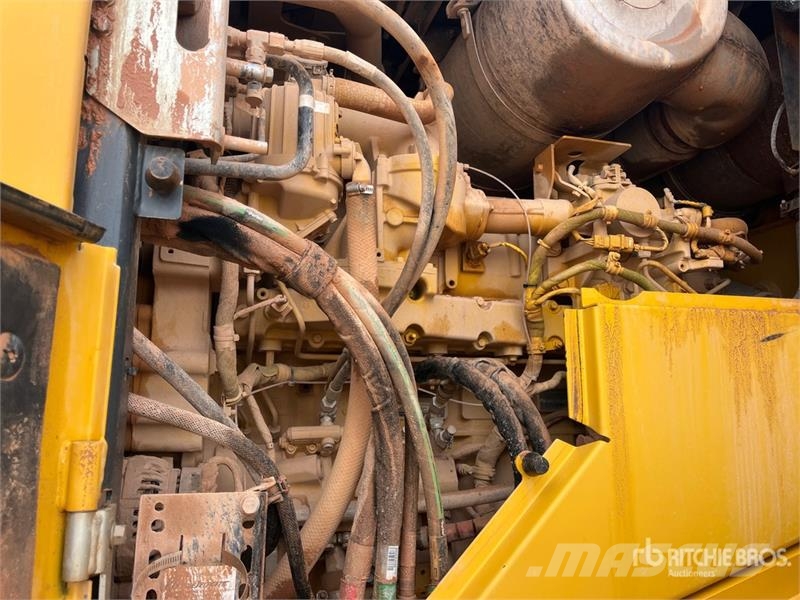 John Deere 904 P-Tier Wheel loaders