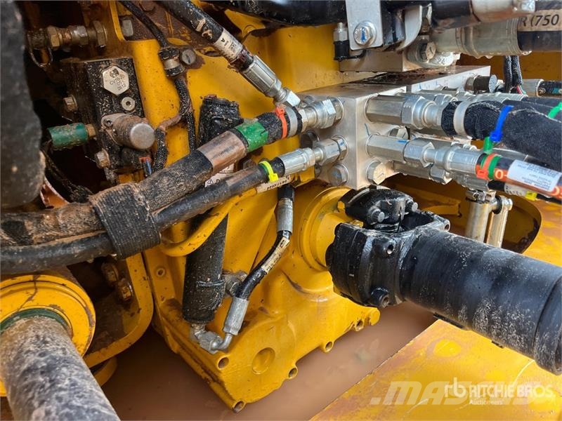 John Deere 904 P-Tier Wheel loaders
