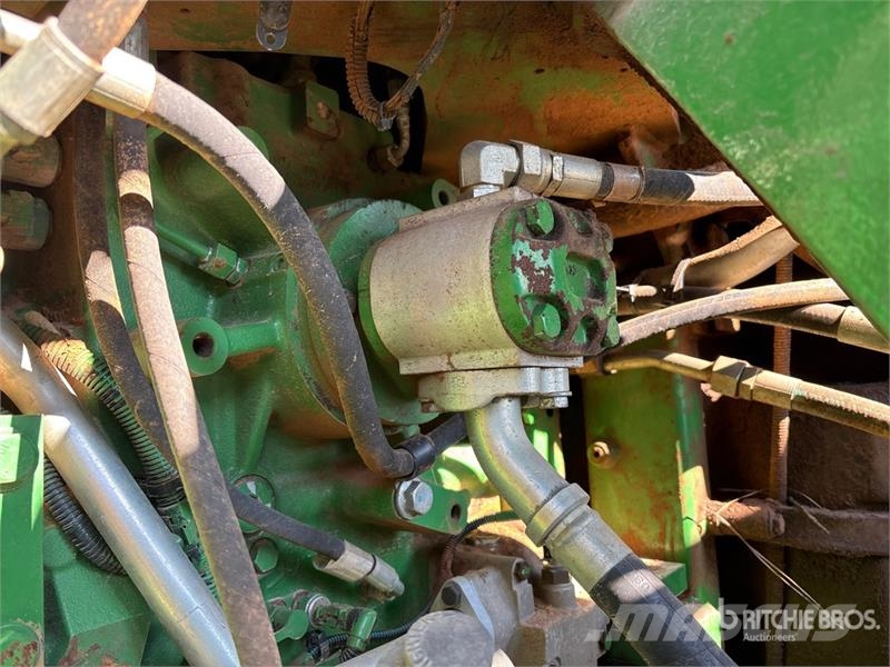 John Deere 9560R ماكينات زراعية - غير ذلك