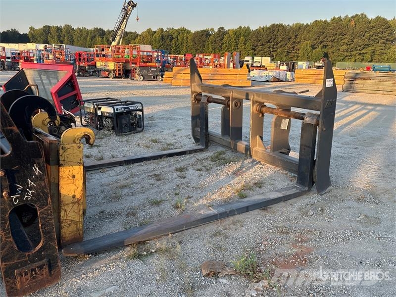 John Deere 96 in Q/C Wheel Loader Forks Паллетные вилы для фронтальных погрузчиков