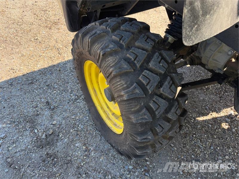John Deere Gator 4x4 Utility Vehicle Veicoli utilitari
