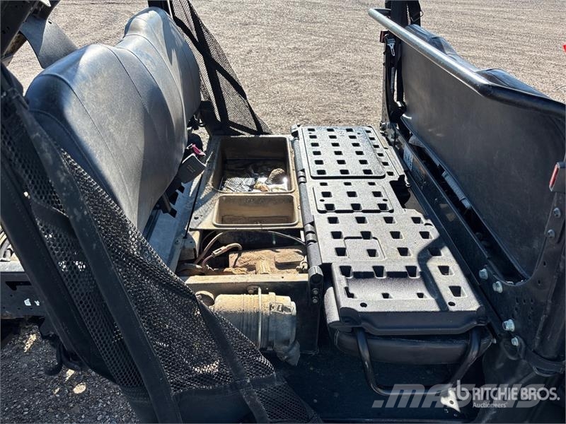 John Deere Gator 4x4 Utility Vehicle Veicoli utilitari