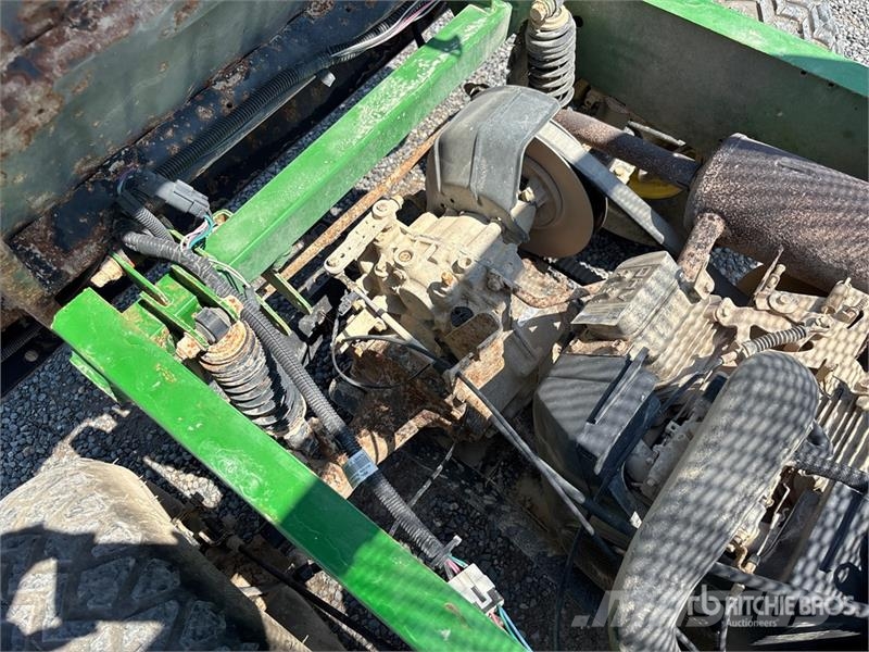 John Deere Gator TX 4X2 4x2 Utility Vehicle Maquinaria para servicios públicos