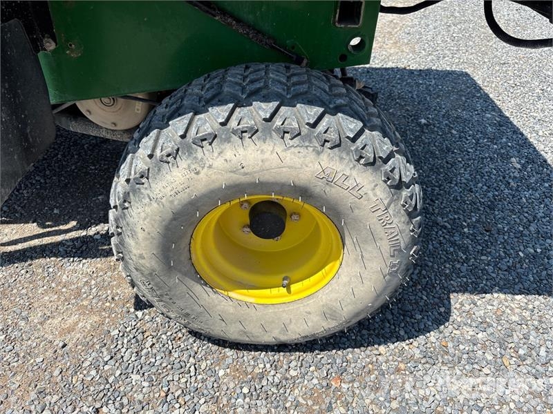 John Deere Gator TX 4X2 4x2 Utility Vehicle Maquinaria para servicios públicos