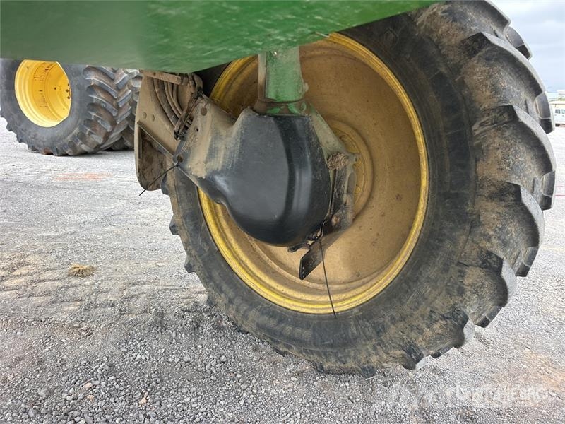 John Deere R4023 Self-Propelled Sprayer 自走式噴霧機