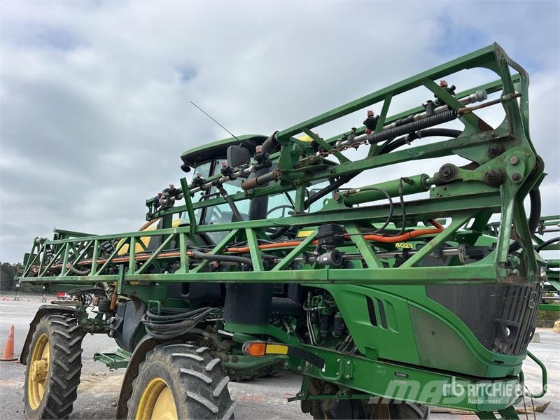 John Deere R4023 Self-Propelled Sprayer 自走式噴霧機