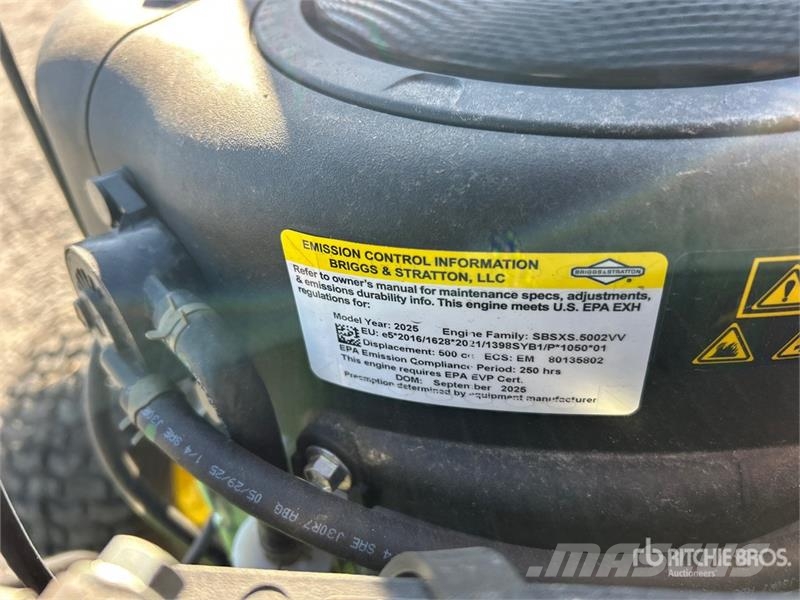 John Deere S100 Ride-On Lawn Mower (Unused) Rijmaaiers