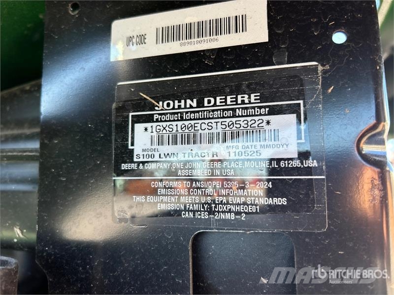 John Deere S100 Ride-On Lawn Mower (Unused) Rijmaaiers