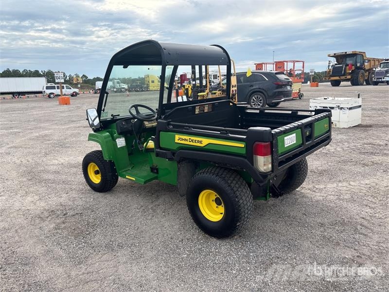 John Deere TE Gator 4x2 Utility Vehicle ユーティリティー機械